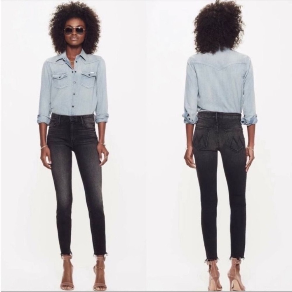 MOTHER High Waisted Looker Ankle Fray in Blackbird size 27 - Picture 3 of 16